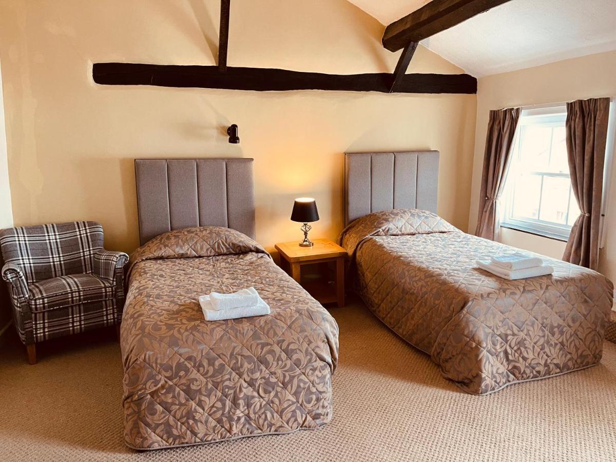 Cain Valley Hotel Llanfyllin Экстерьер фото