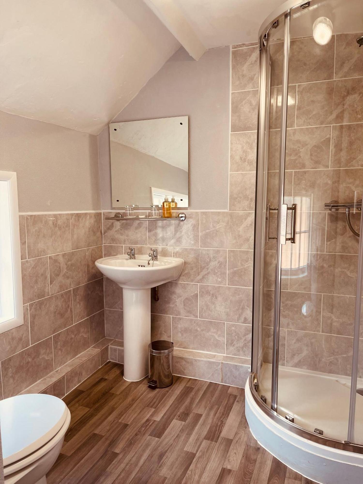 Cain Valley Hotel Llanfyllin Номер фото